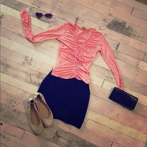 EUC - Arden B. - Ruched Long Sleeve top - Sz XS